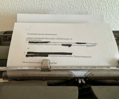 Foto contract typewriter